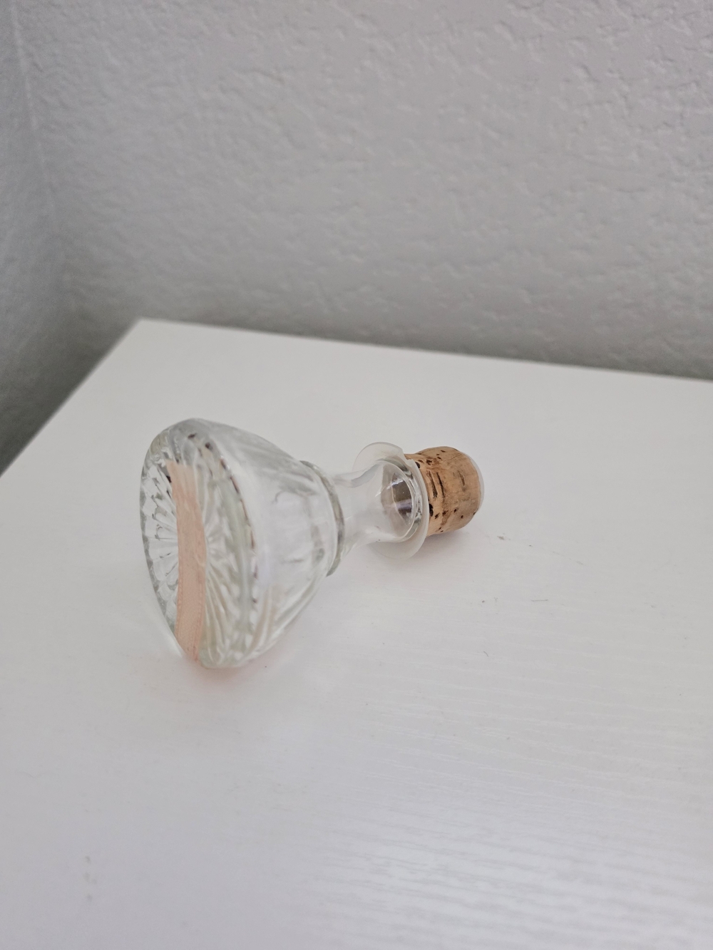 Clear Glass Bottle Stopper with Cork